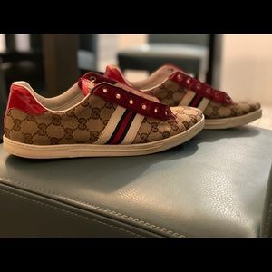 Gucci Sneakers Red Patent